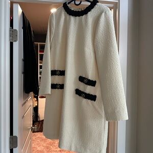 Tuckernuck long sleeve tweed Jackie Dress
Never worn 
Size large